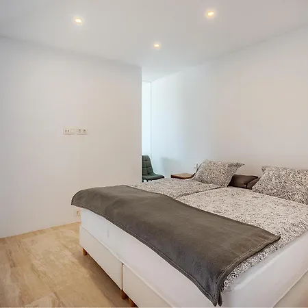 Holiday home 5 Bedroom Cozy In Granada